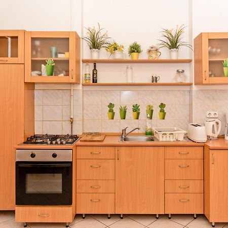 Danubius Grand Astoria Будапеща Екстериор снимка