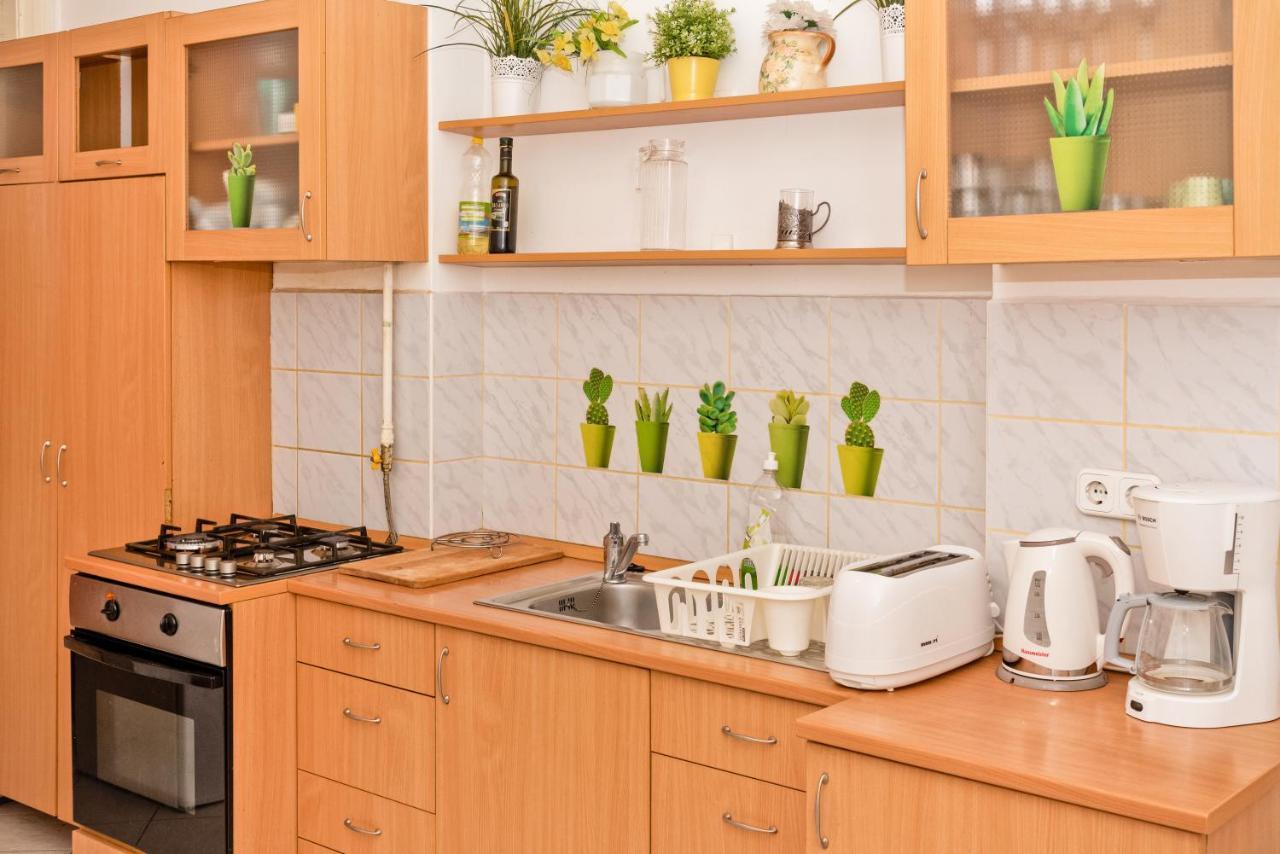 Danubius Grand Astoria Будапеща Екстериор снимка